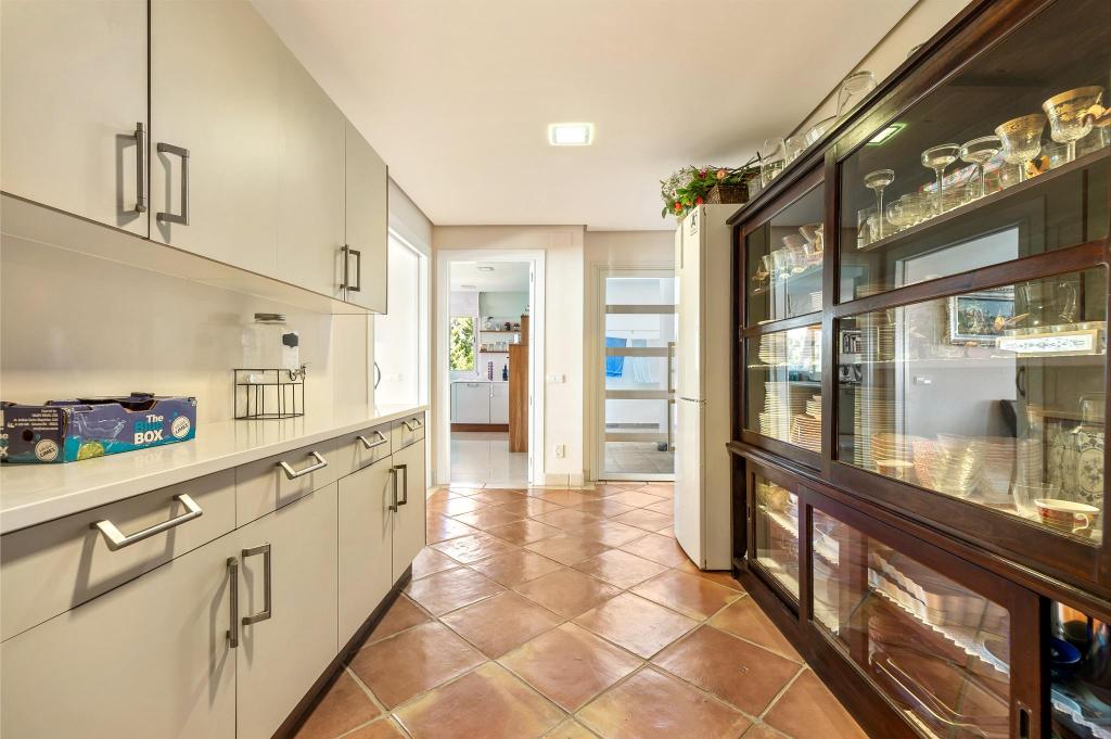 9 bed villa in Altea