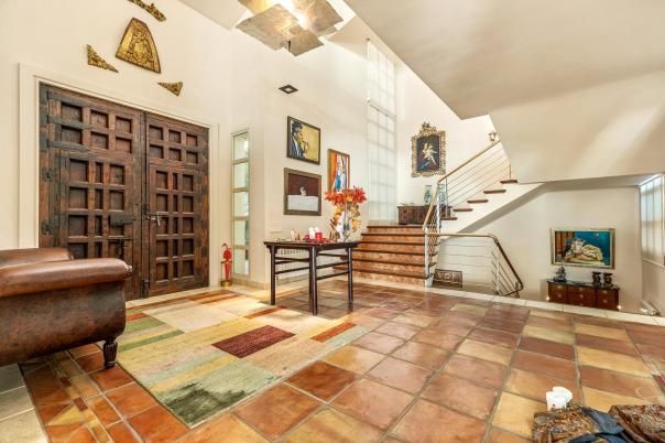 9 bed villa in Altea