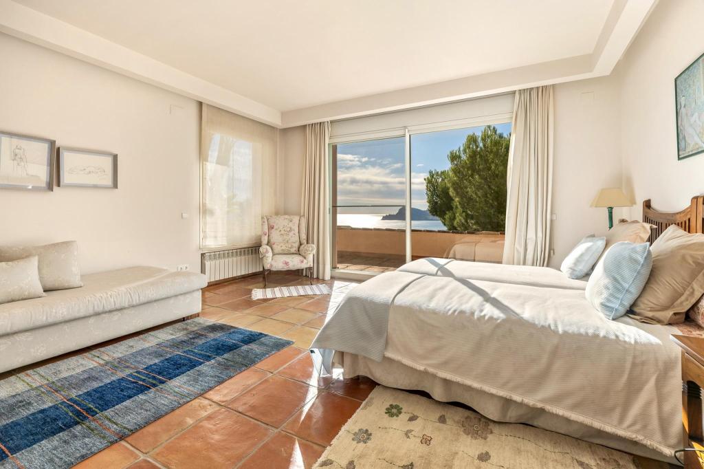 9 bed villa in Altea