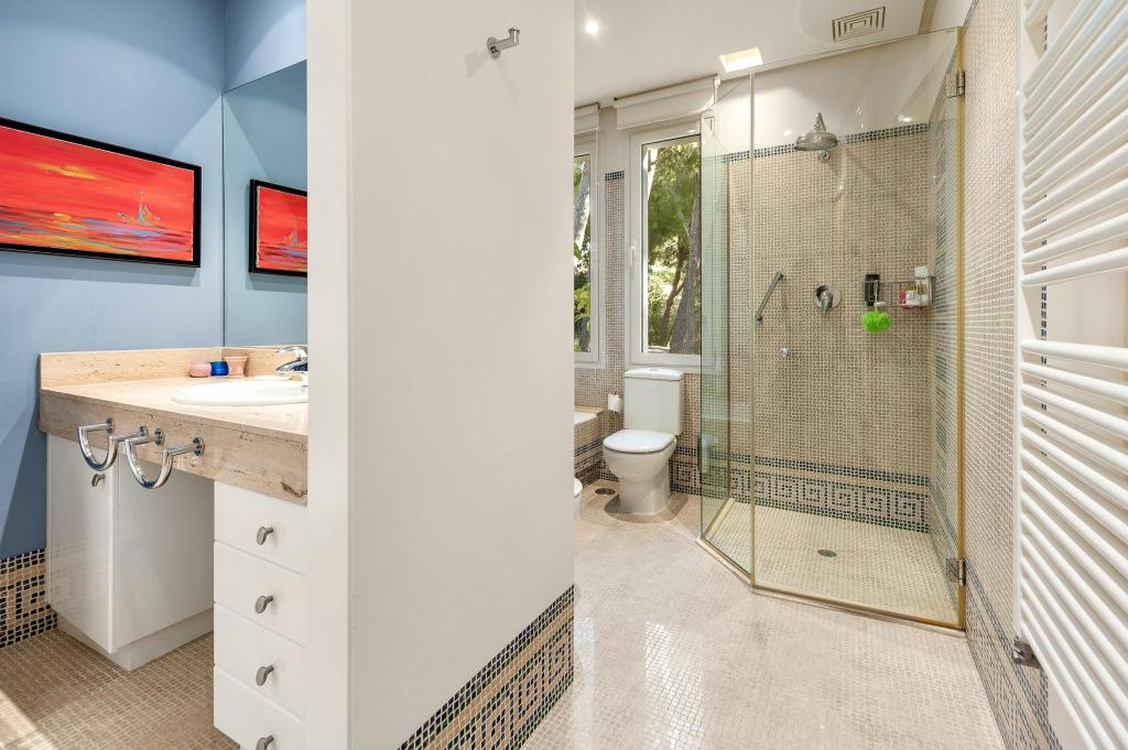 9 bed villa in Altea