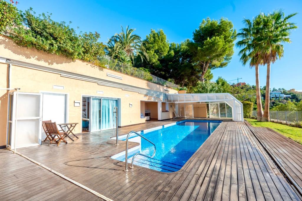9 bed villa in Altea