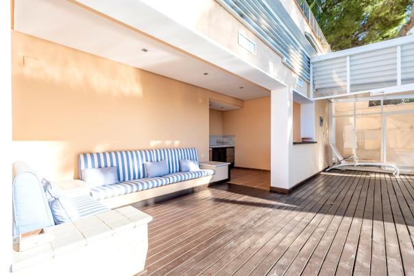 9 bed villa in Altea