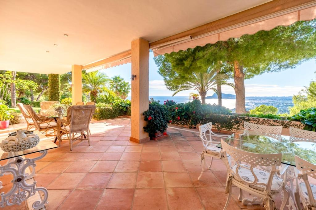 9 bed villa in Altea