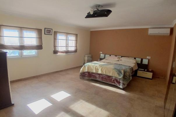 8 bed chalet in Crevillent