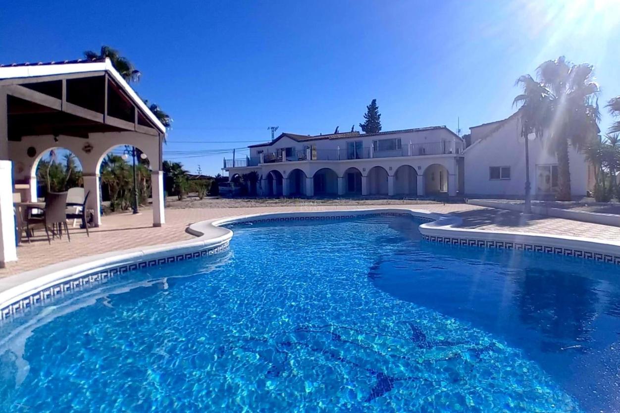 8 bed chalet in Crevillent