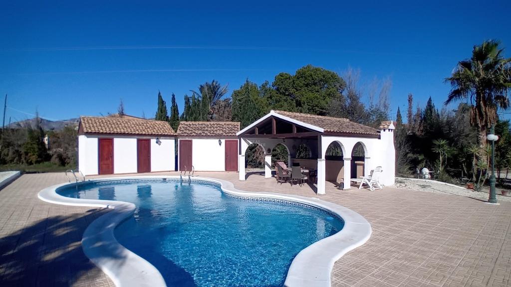 8 bed chalet in Crevillent