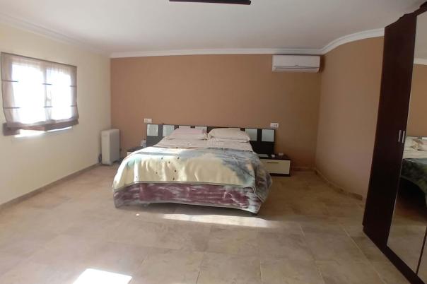 8 bed chalet in Crevillent