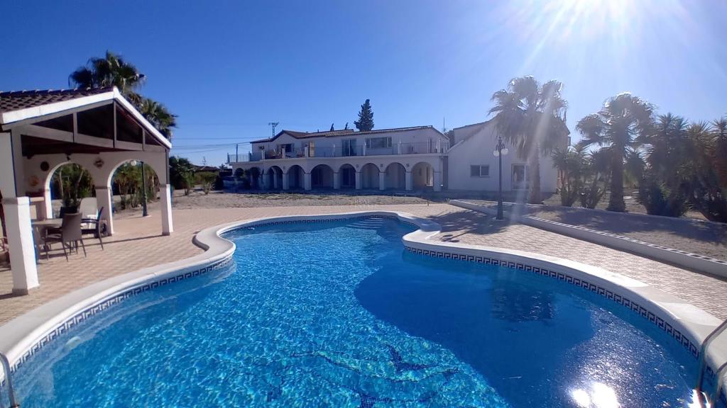 8 bed chalet in Crevillent