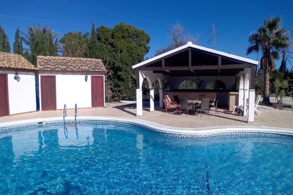 8 bed chalet in Crevillent