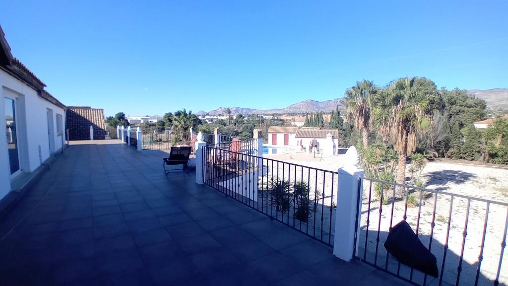 8 bed chalet in Crevillent