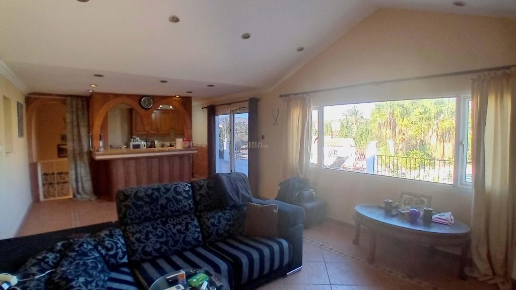 8 bed chalet in Crevillent