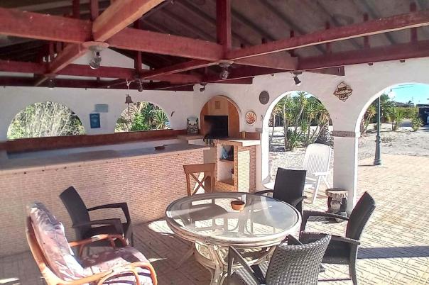 8 bed chalet in Crevillent