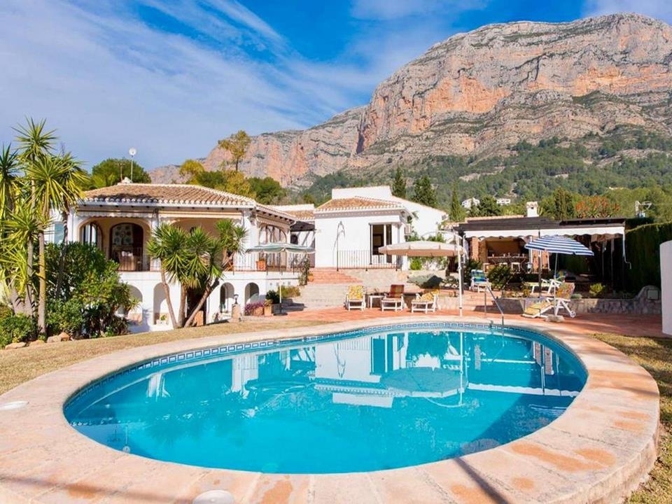 5 bed villa in Javea