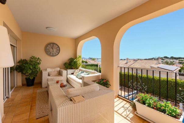 6 bed villa in Alfaz del Pi