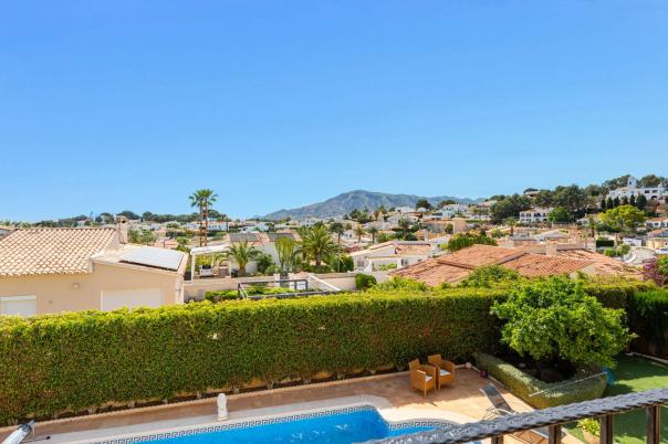 6 bed villa in Alfaz del Pi