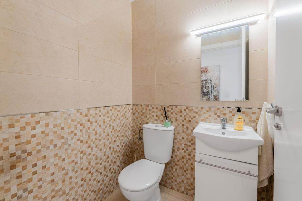 6 bed villa in Alfaz del Pi