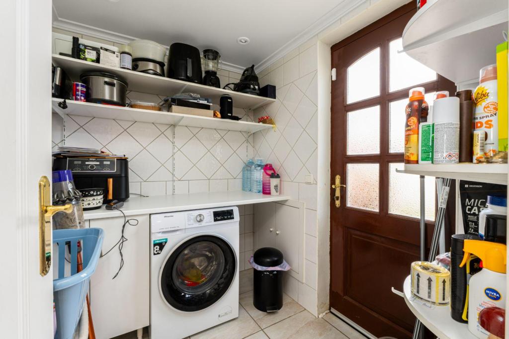 6 bed villa in Alfaz del Pi