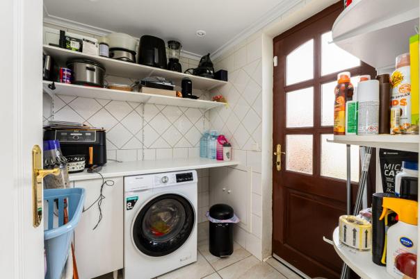 6 bed villa in Alfaz del Pi