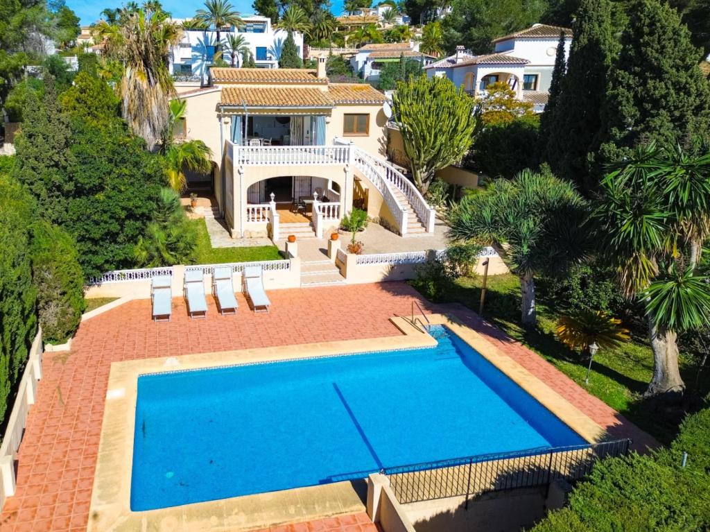 3 bed villas in Moraira