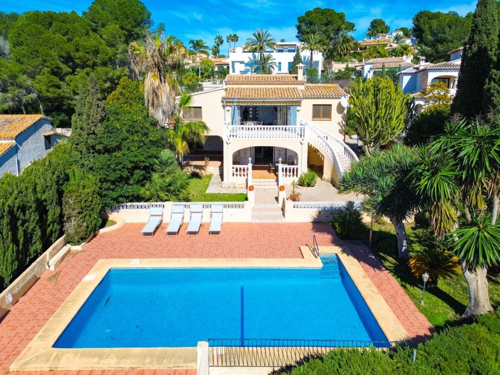 3 bed villas in Moraira