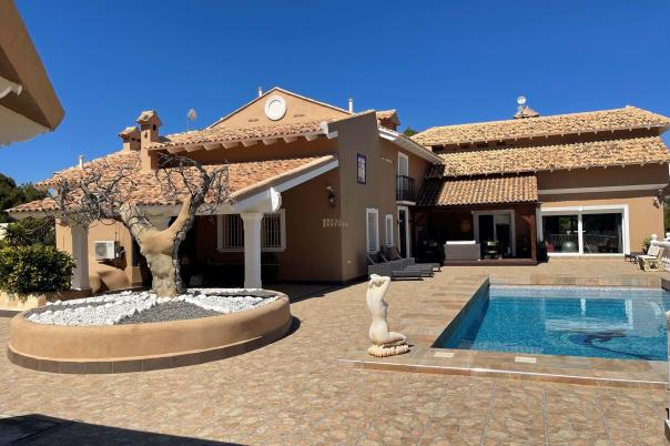 7 bed villa in Nucia (la)