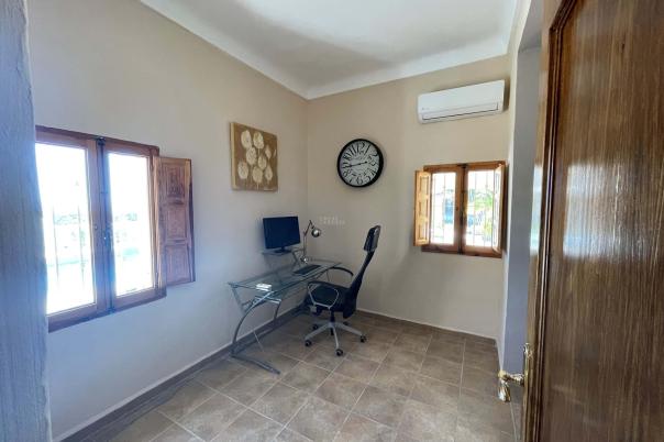 7 bed villa in Nucia (la)