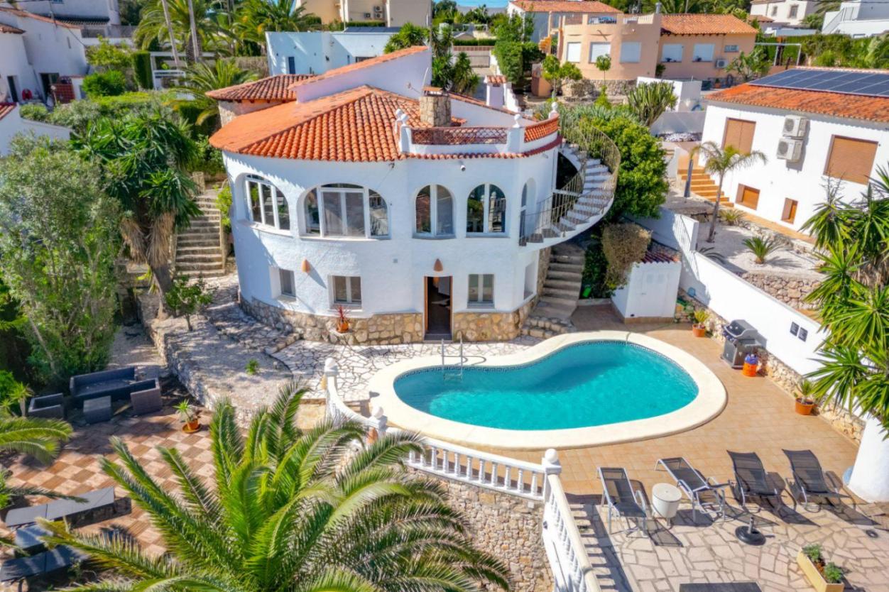 5 bed villa in Benissa