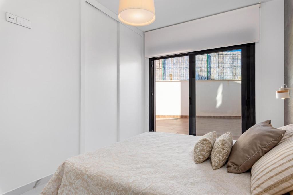 2 bed apartment in San Miguel de Salinas