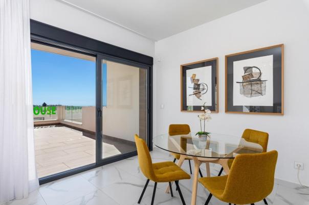 2 bed apartment in San Miguel de Salinas