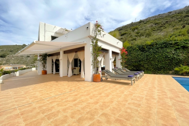 3 bed villa in Moraira