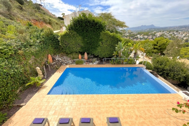 3 bed villa in Moraira