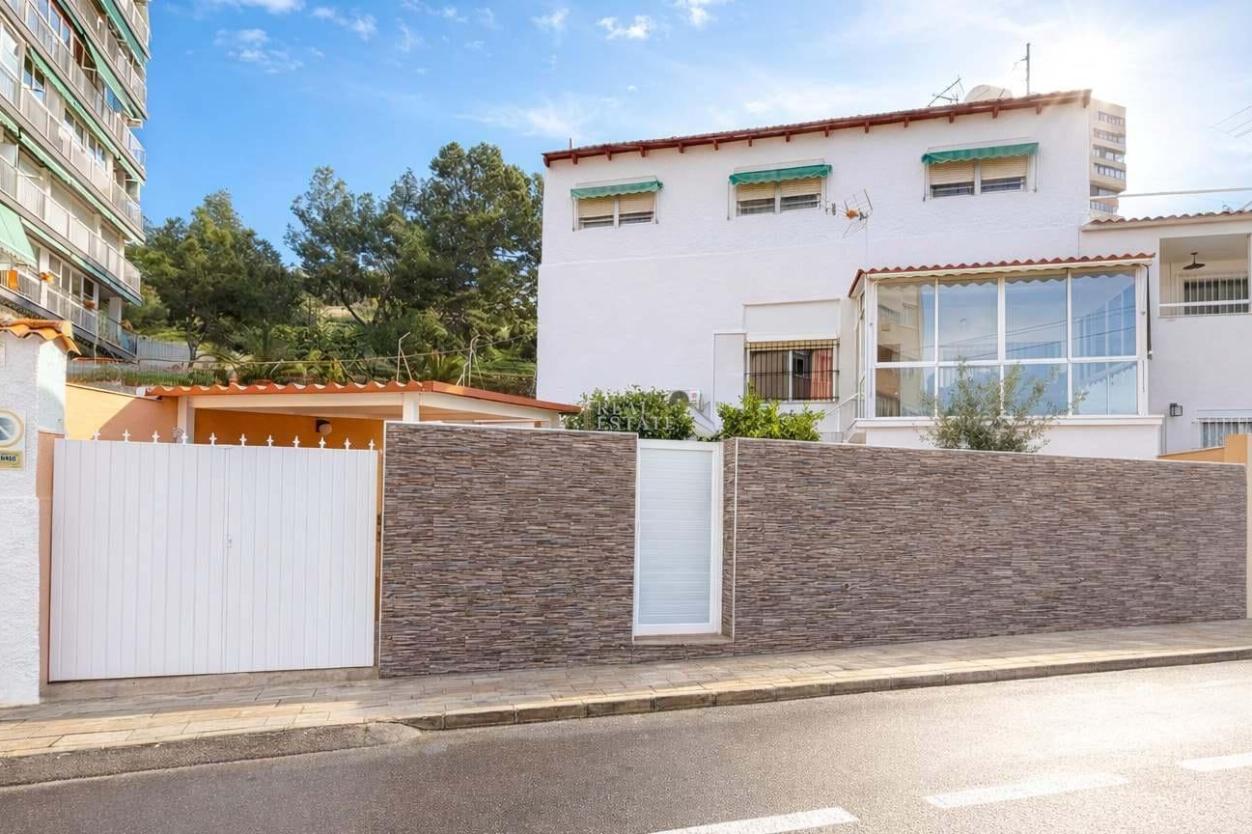 3 bed townhouse in Alicante/Alacant