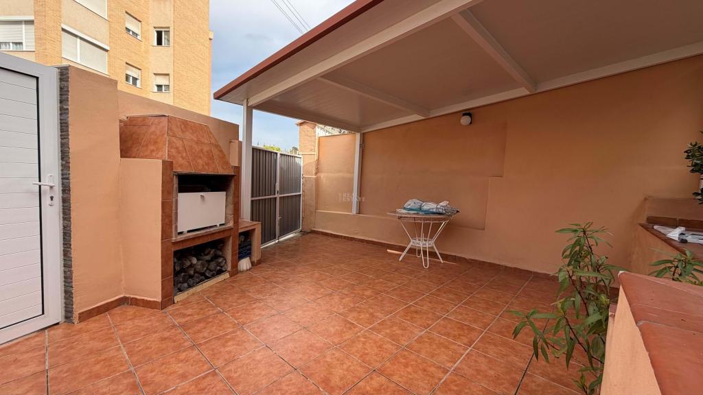 3 bed townhouse in Alicante/Alacant