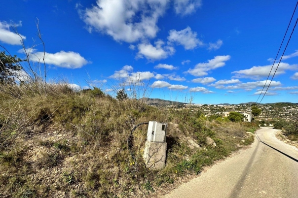 4 bed plot in Benissa