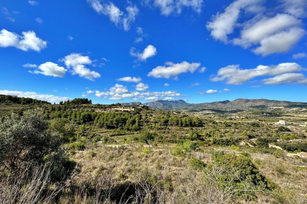 4 bed plot in Benissa