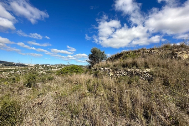 4 bed plot in Benissa