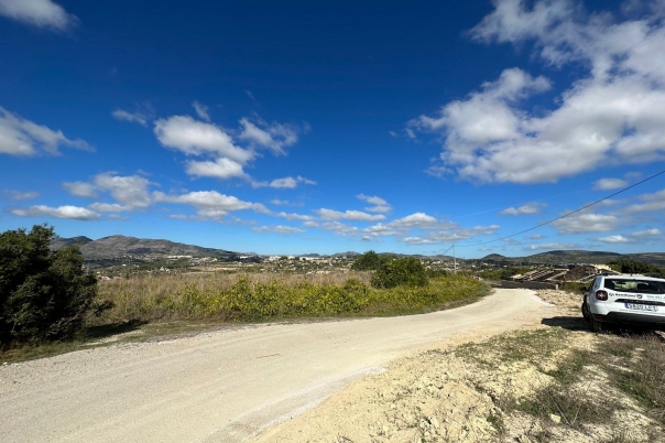 4 bed plot in Benissa
