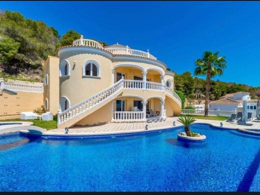 4 bed villa in Calpe