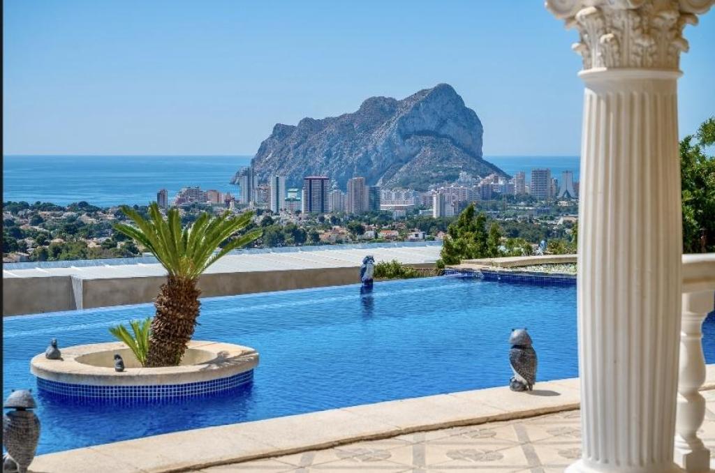 4 bed villa in Calpe