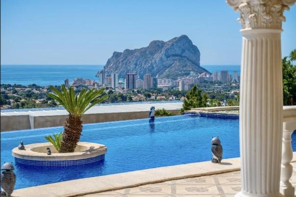 4 bed villa in Calpe
