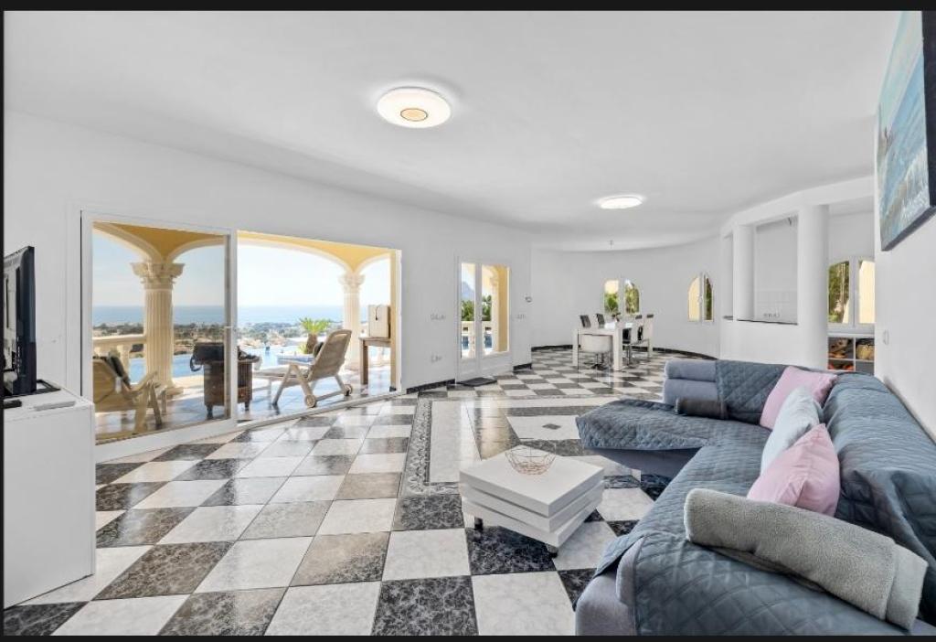 4 bed villa in Calpe