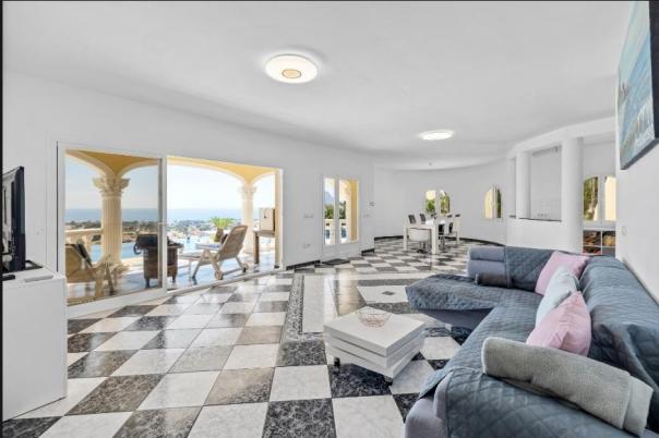 4 bed villa in Calpe