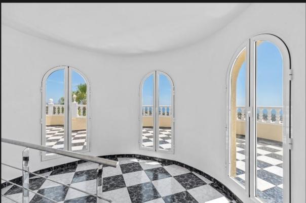 4 bed villa in Calpe