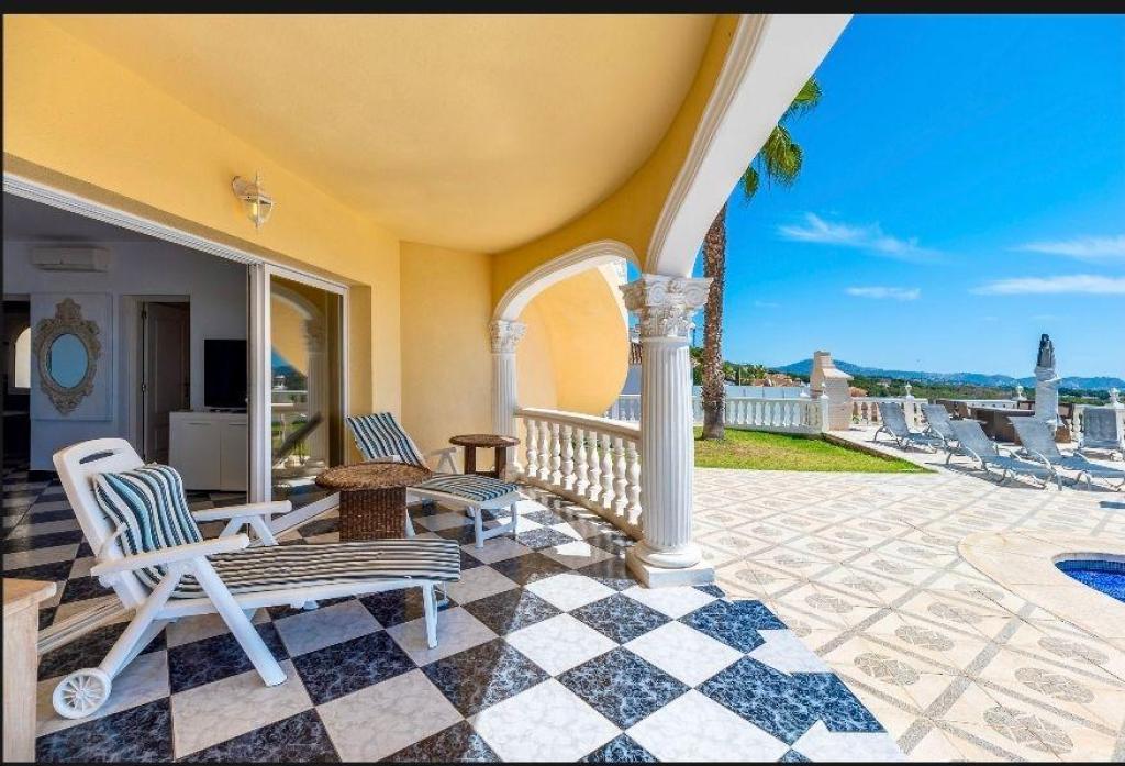4 bed villa in Calpe