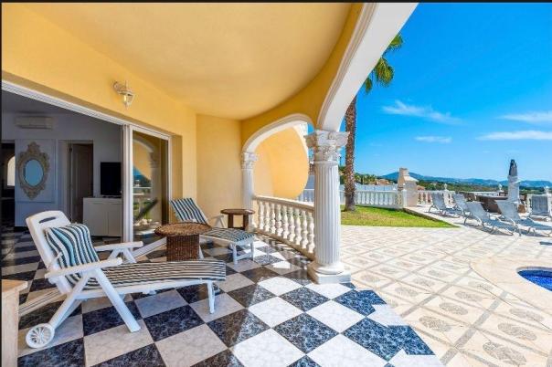 4 bed villa in Calpe