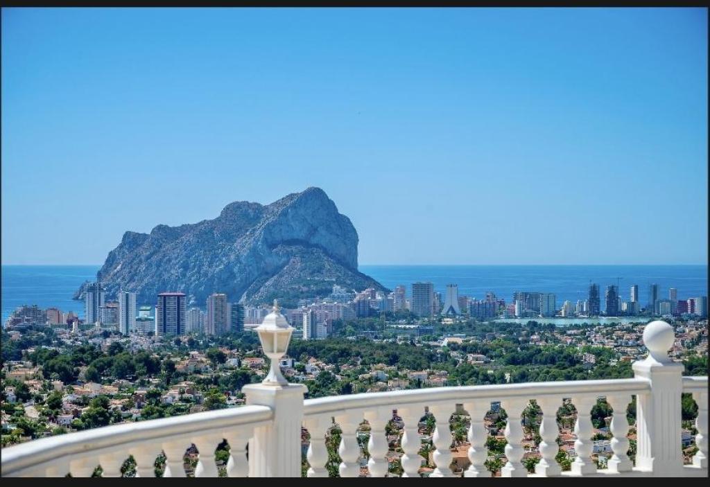 4 bed villa in Calpe