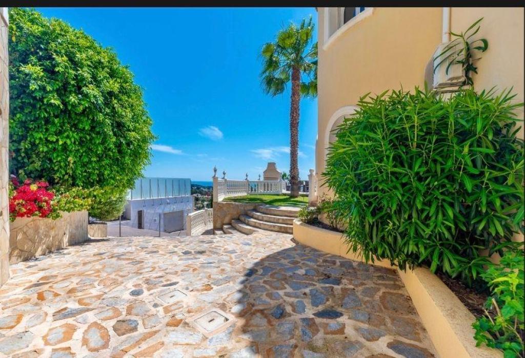 4 bed villa in Calpe