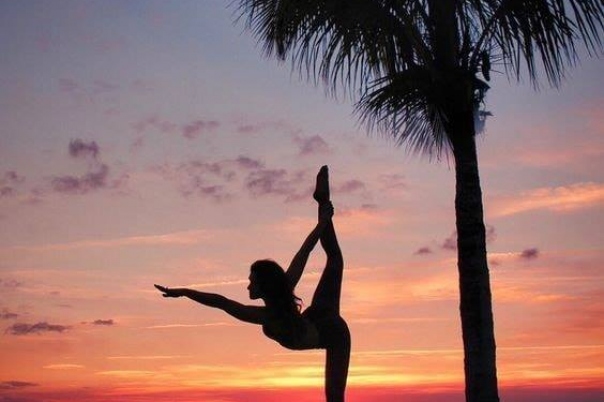 Soul & Sea Javea - Yoga with Kate Moss