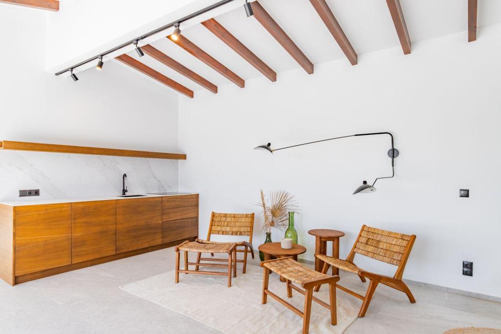 5 bed villas in Moraira
