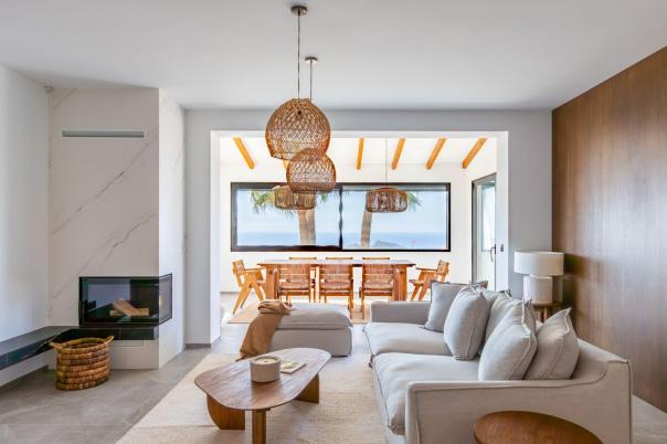 5 bed villas in Moraira